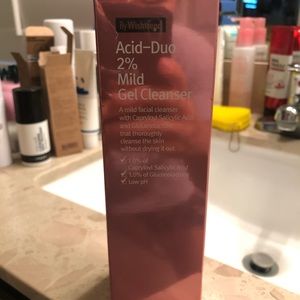 By wish trend acid duo 2% mild gel cleanser